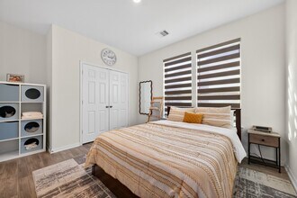 Building Photo - 5724 Texas Sage Dr