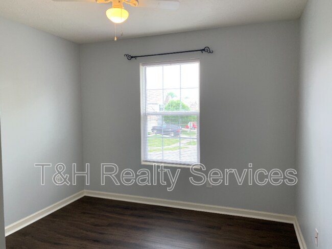 Foto del edificio - 813 Aerostar Court