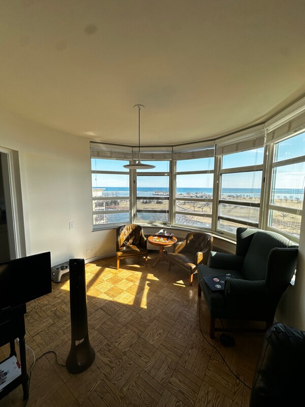 Foto del edificio - 1260 N Prospect Ave