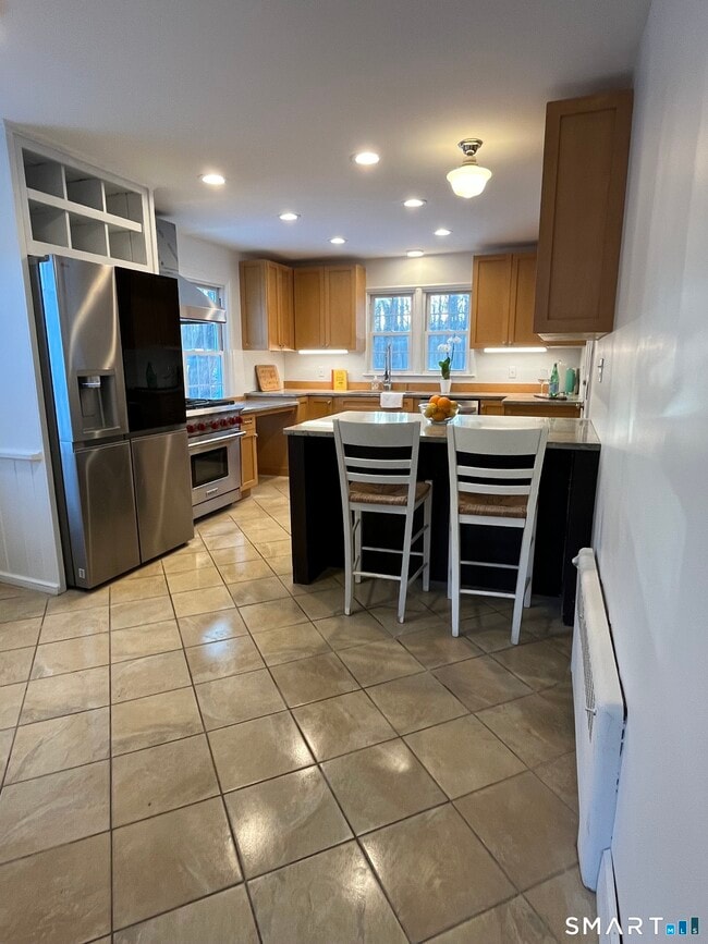 Building Photo - 81 Black Rock Tpke