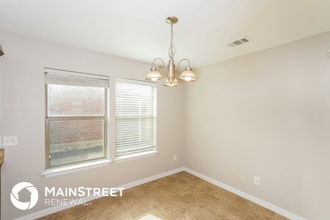 Building Photo - 8108 Raleigh Dr