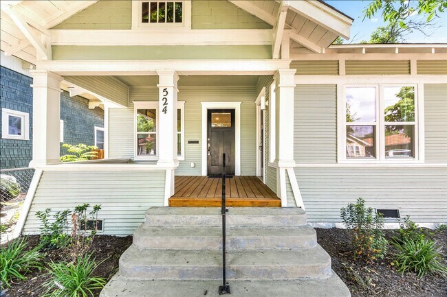 Foto del edificio - 524 Hunstock Ave