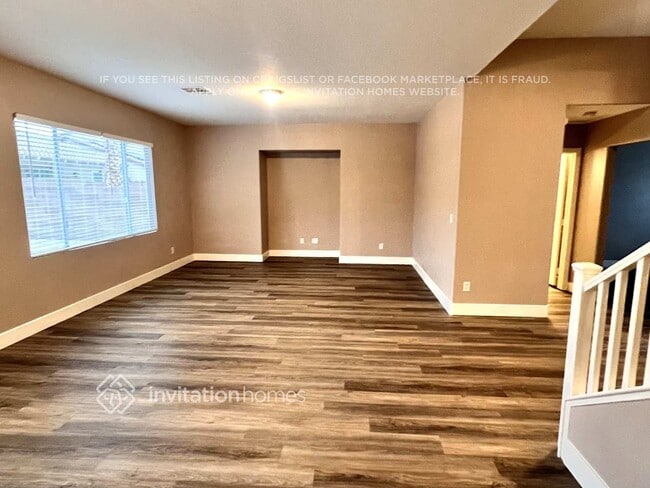 Building Photo - 207 Malcolm St