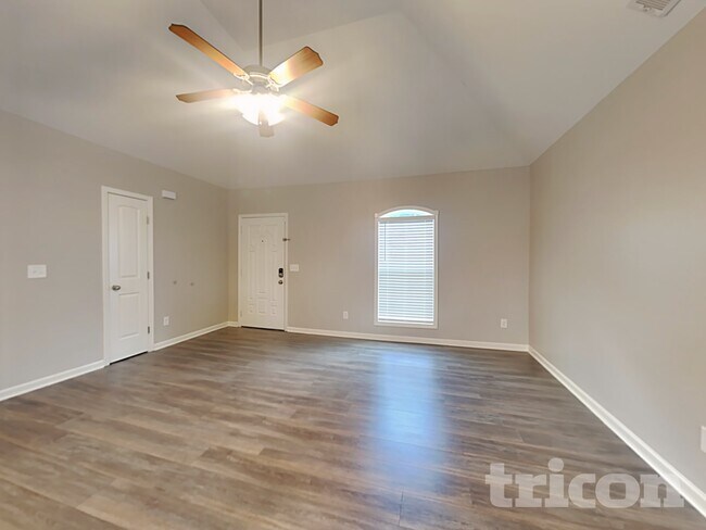 Foto del edificio - 414 Niagra Ln