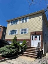 Building Photo - 771 9th St