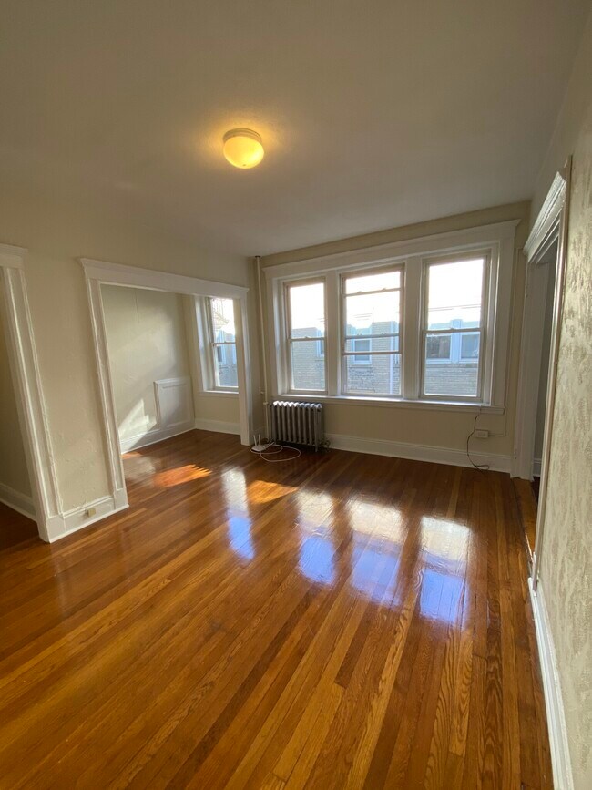 Building Photo - 160 Ipswich St