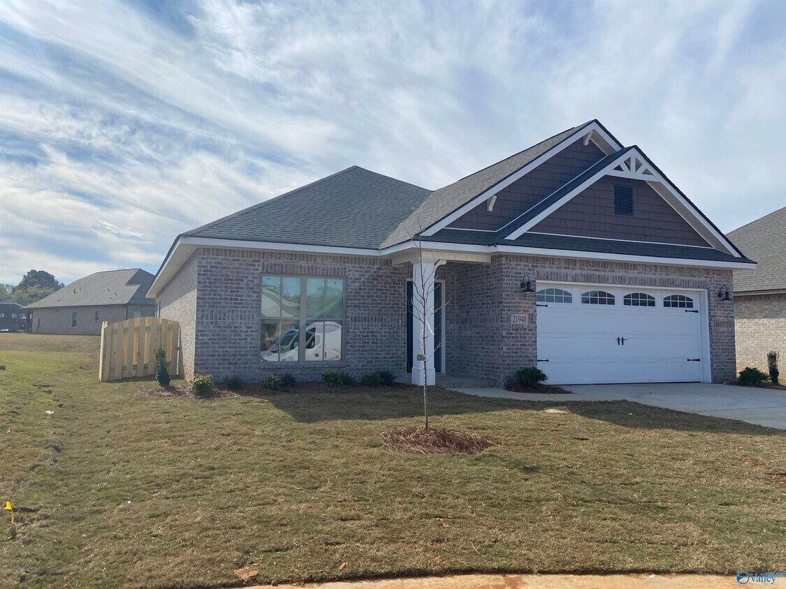 21940 Shearwater Dr, Athens, AL 35613 House Rental in Athens, AL