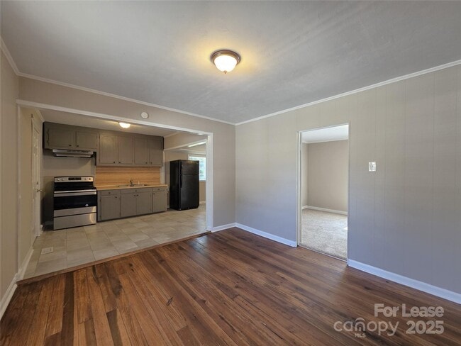 Foto del edificio - 815 Margate Ave