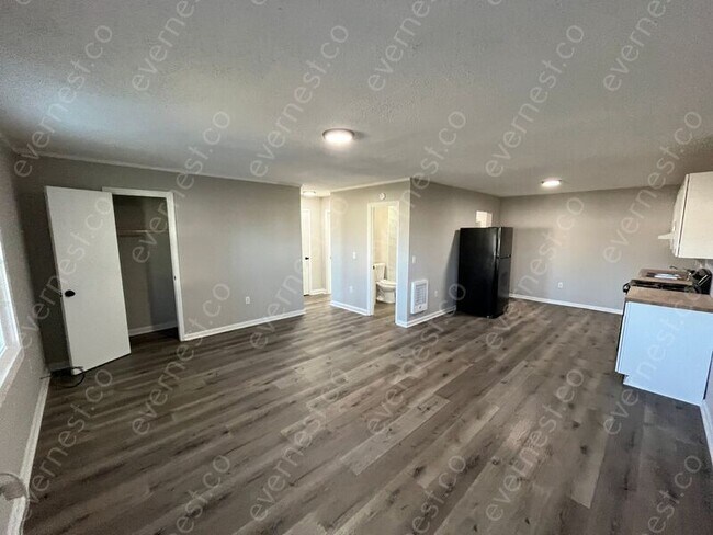Foto del edificio - 3570 Valley View Hwy