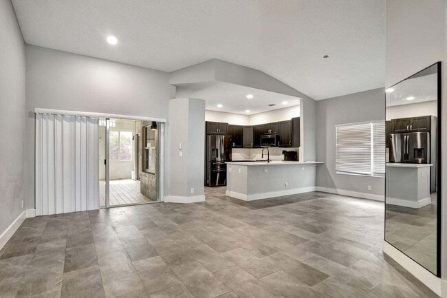 Foto del edificio - 4012 NW 62nd Ct