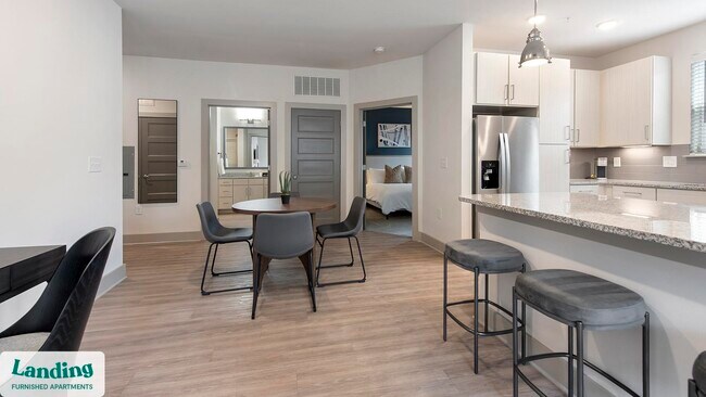 Foto del edificio - 5025 Wembley Central Ln