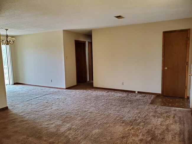 Foto del edificio - Maryville 2BR/ 1BA One-level Condo