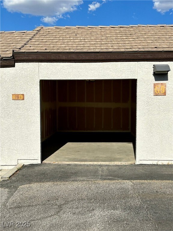 Building Photo - 7255 W Sunset Rd