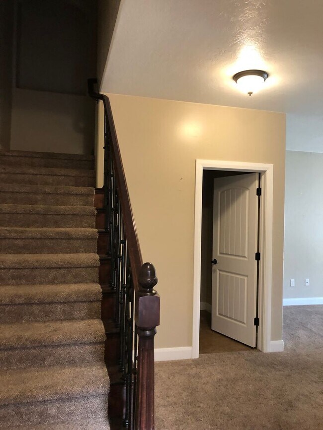 Foto del edificio - Charming Cedar City Townhome