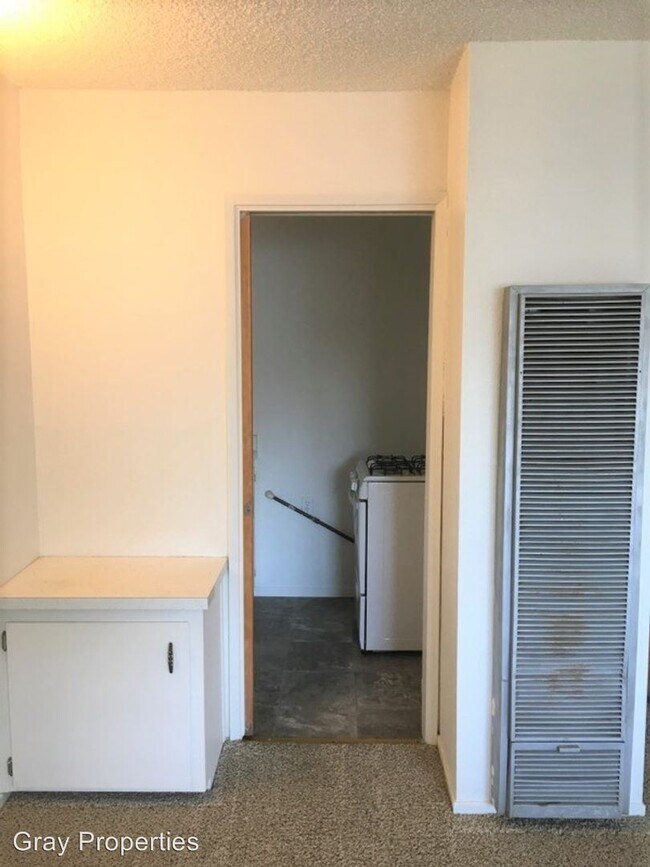 Foto del edificio - 300 Dolliver St