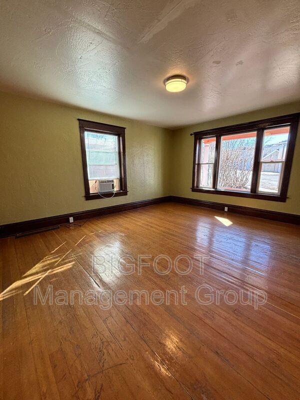 319 N Rodney St Unit 2, Helena, MT 59601 Condo for Rent in Helena, MT