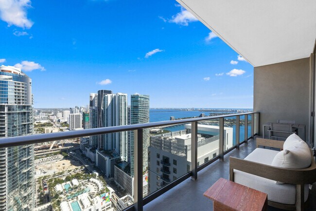 Foto del edificio - 159 NE 6th St