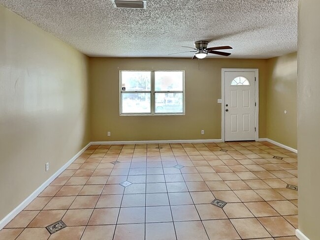 Building Photo - 5608 Moret Dr E