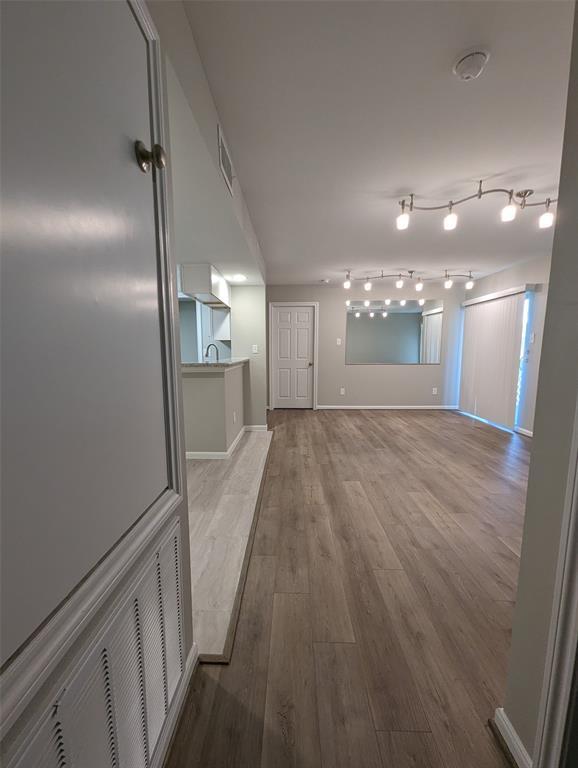 Foto del edificio - 3919 Fairmont Pkwy