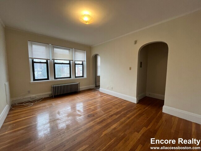 Foto del edificio - 349 Pleasant St