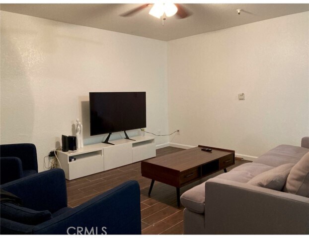Foto del edificio - 6140 Rugby Ave