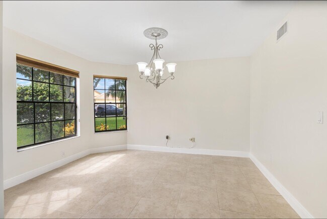 Building Photo - 10347 Islander Dr