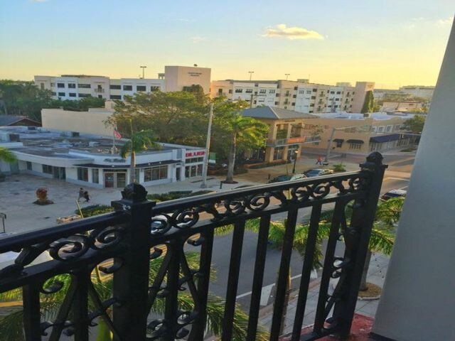 Building Photo - 5785 Sunset Dr