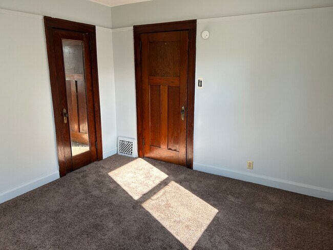 Foto del edificio - 1514 N Franklin St