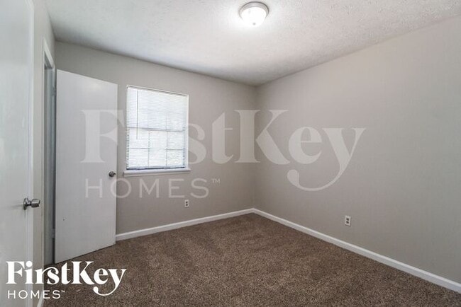 Building Photo - 2271 Cherokee Valley Dr