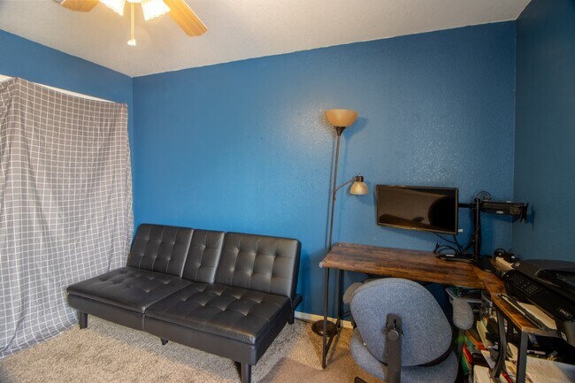 Foto del edificio - 3913 Pearl Ct