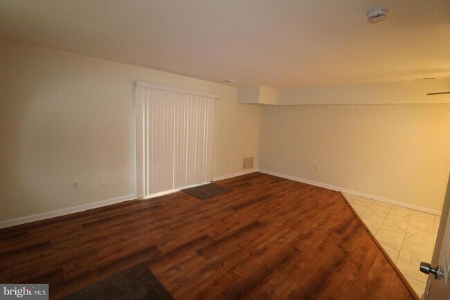Foto del edificio - 32 Pin Oak Ln