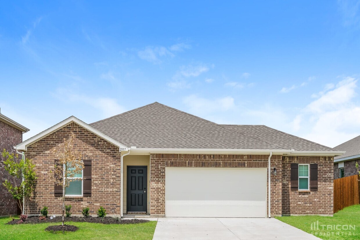 Primary Photo - 2557 Sanders Creek Drive Glenn Heights TX