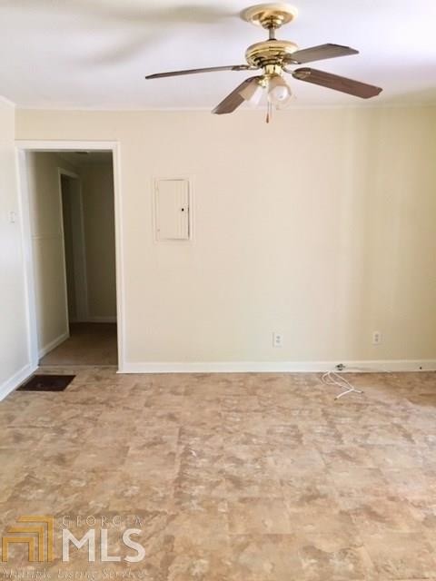 Building Photo - 4995 N Redan Cir