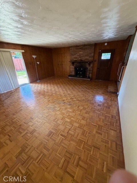 Foto del edificio - 5243 Acacia St