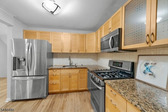 Building Photo - 207 Patriots Rd