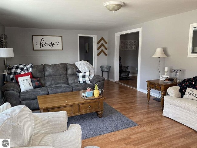 Foto del edificio - 7634 Thomas St