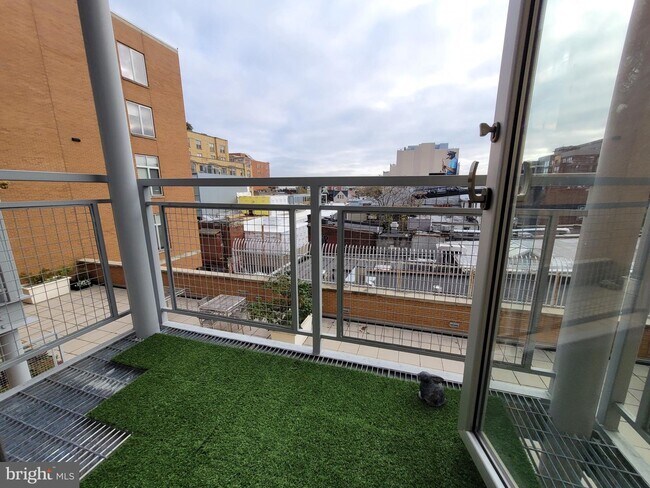 Foto del edificio - 1390 V St NW