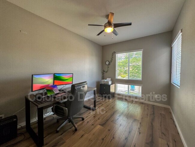 Building Photo - 14035 Touchstone St