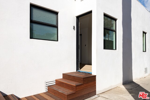 Foto del edificio - 1325 Cabrillo Ave