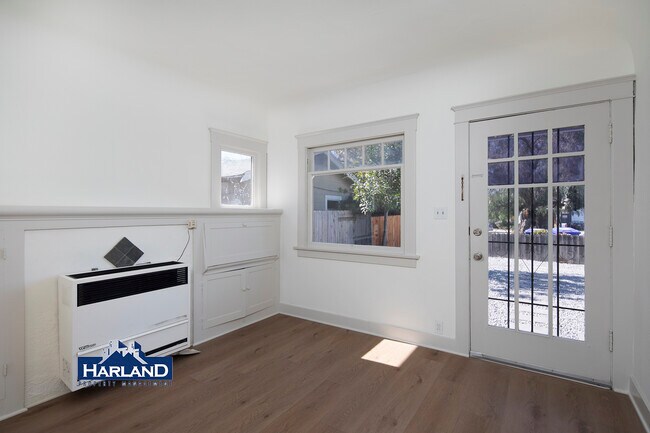 Foto del edificio - 4419 Mississippi St