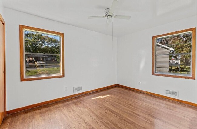 Foto del edificio - Cozy and New Renovated 3 Bedroom 2 Bath in...