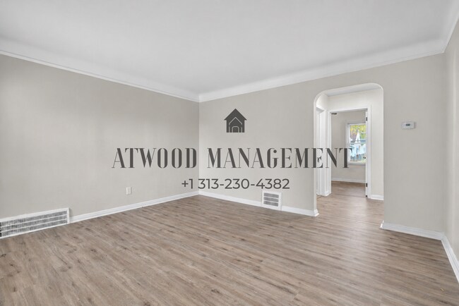 Foto del edificio - This beautifully updated 3-bedroom, 1-bath single-family home is ready for move-in!