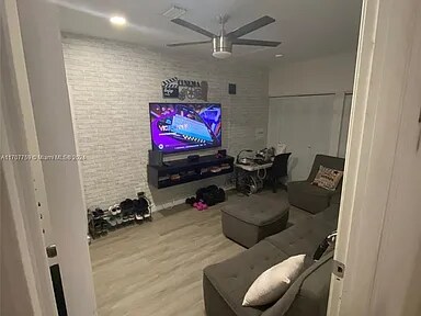 Foto del edificio - 1091 NE 209th Terrace