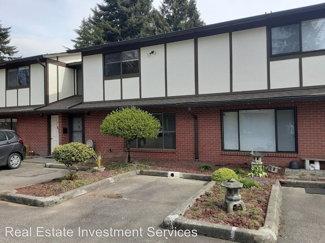 212 SW 146th St Unit 109, Burien, WA 98166 Room for Rent in Burien