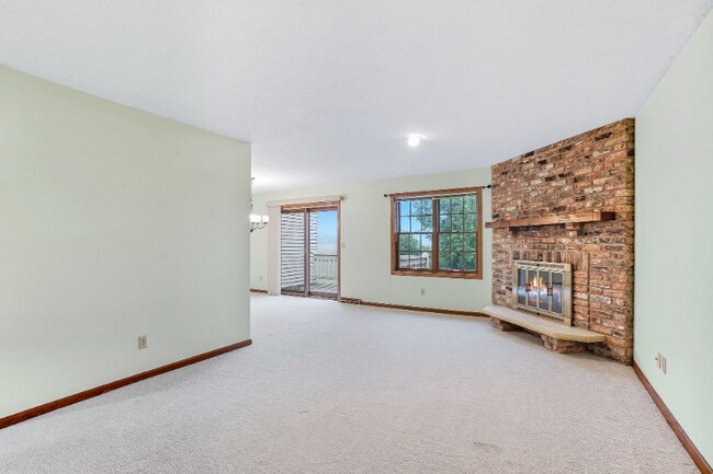 Building Photo - 4258 Oakmede Ln