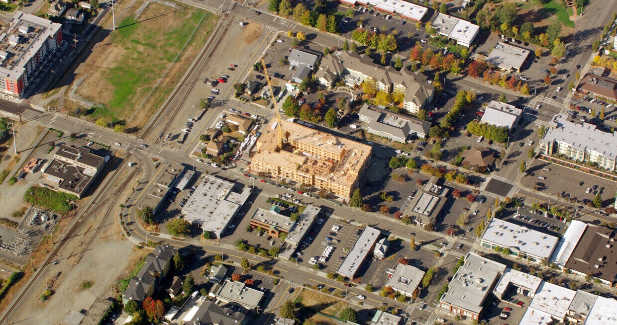 Ovation at Meeker Apartments at 605 W Meeker St Kent, WA