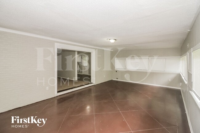 Building Photo - 4307 Kimball Ave