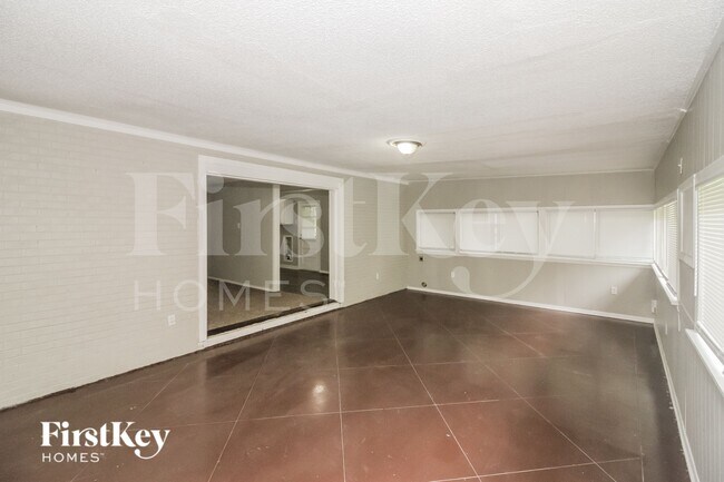 Foto del edificio - 4307 Kimball Ave