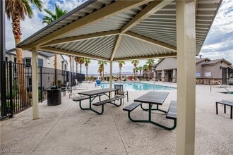 Building Photo - 460 Ylang Pl