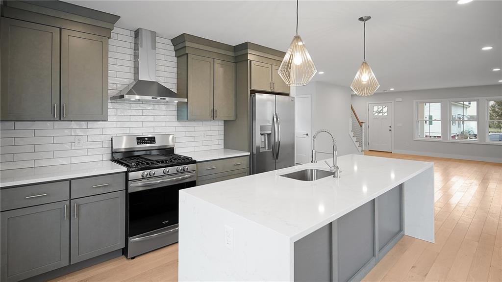 Foto principal - 133 Graystone St